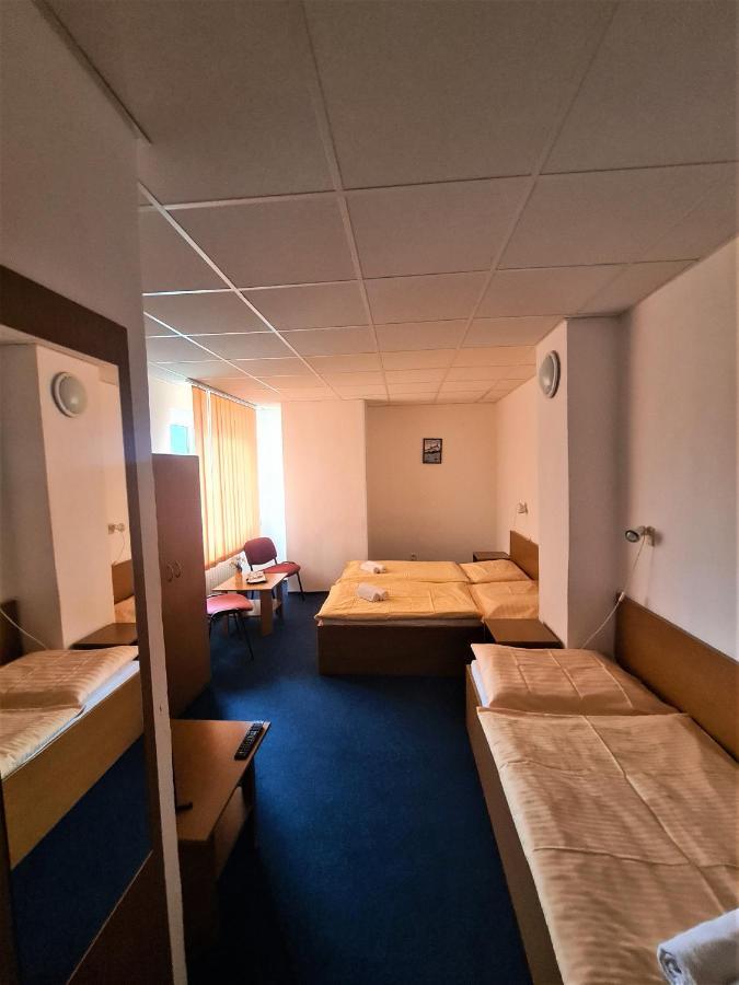 Penzion Olympia Banská Bystrica Extérieur photo