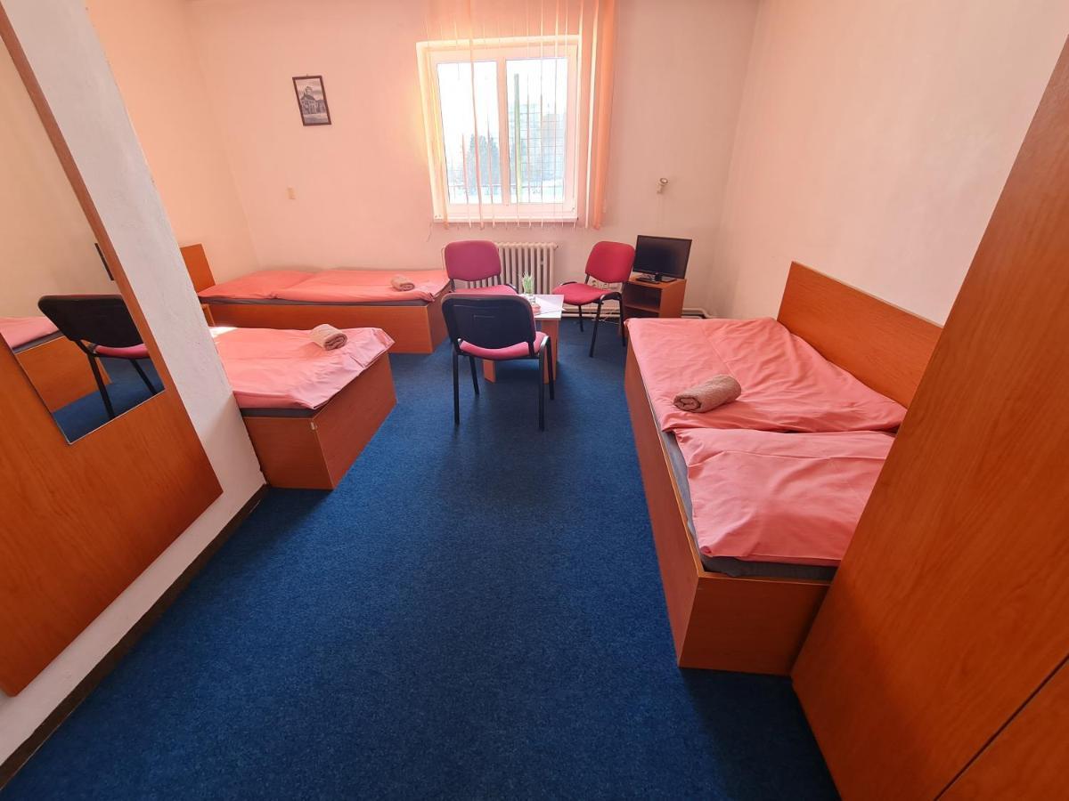 Penzion Olympia Banská Bystrica Extérieur photo