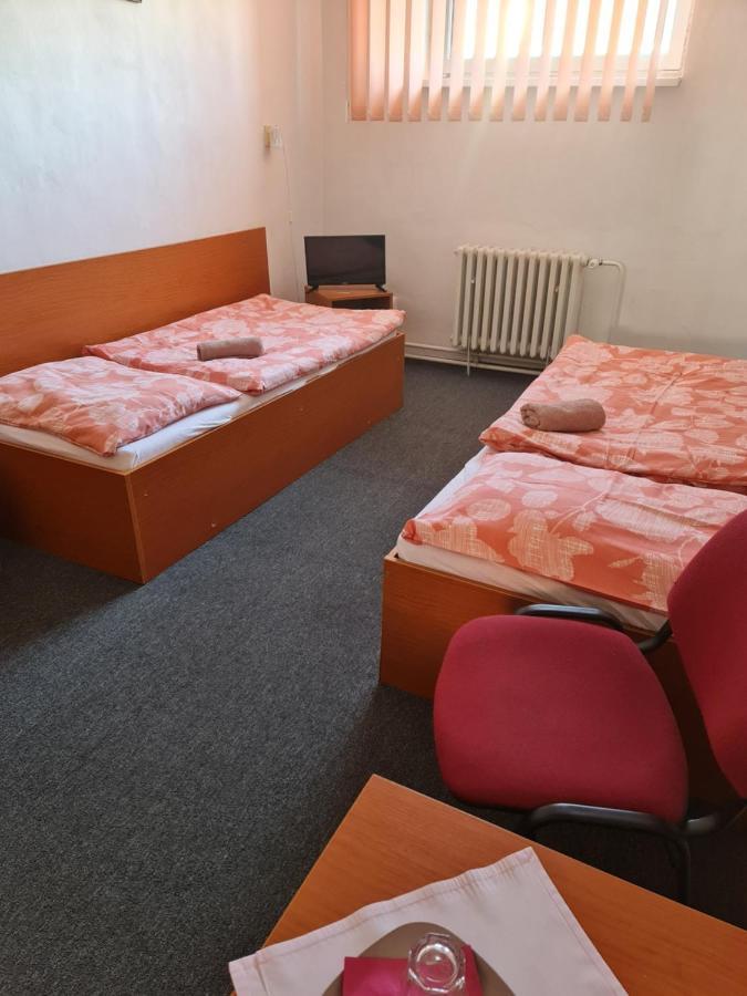 Penzion Olympia Banská Bystrica Extérieur photo
