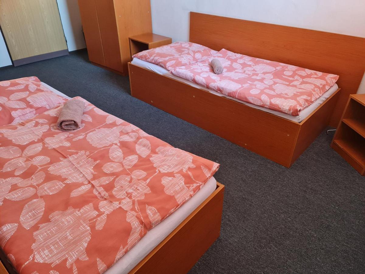 Penzion Olympia Banská Bystrica Extérieur photo