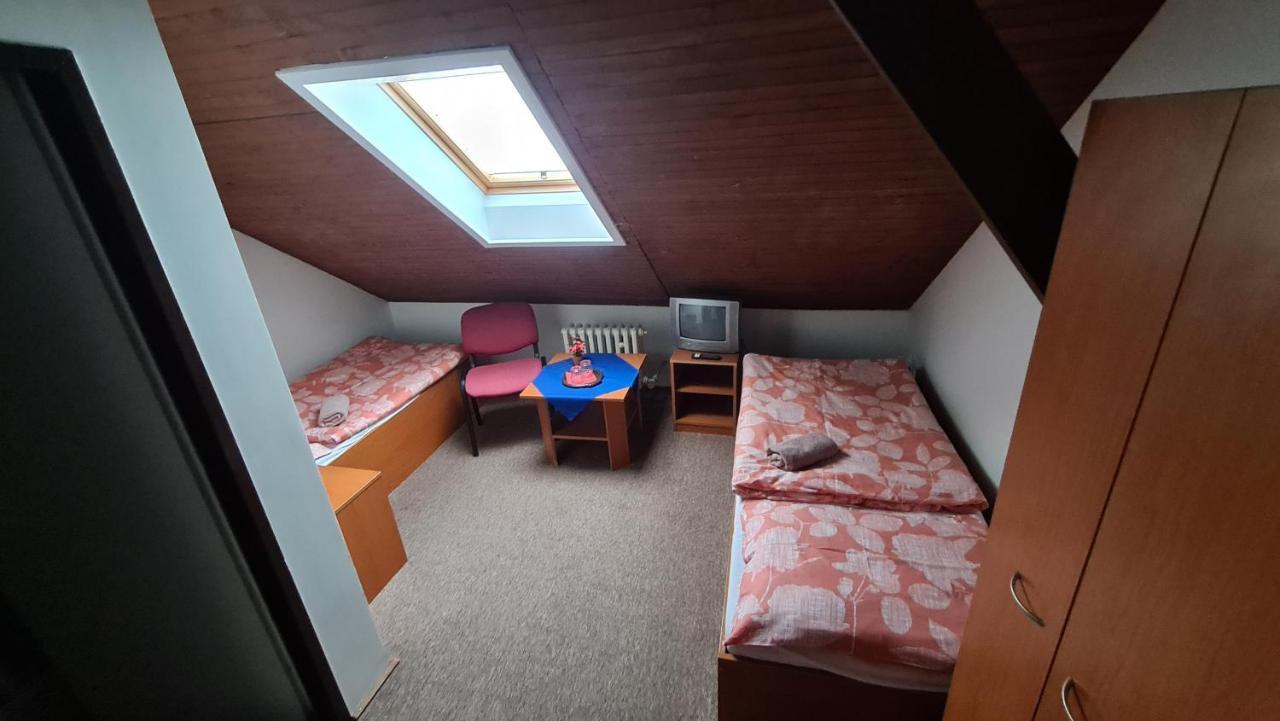 Penzion Olympia Banská Bystrica Extérieur photo